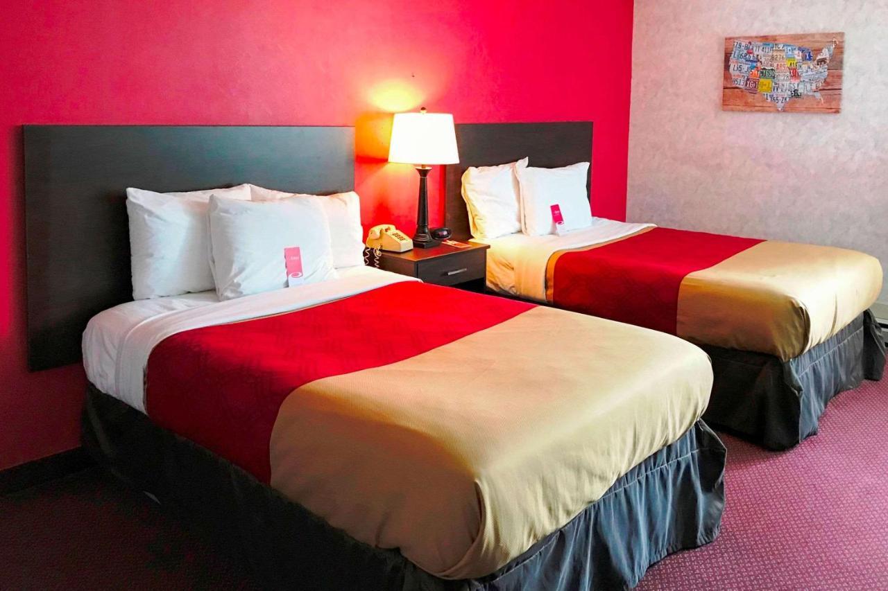 מלון ווטרטאון Adirondack Efficiencies מראה חיצוני תמונה